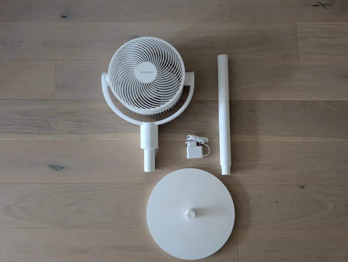 Xiaomi-Smart-Standing-Air-Circulation-Fan-600x452.webp