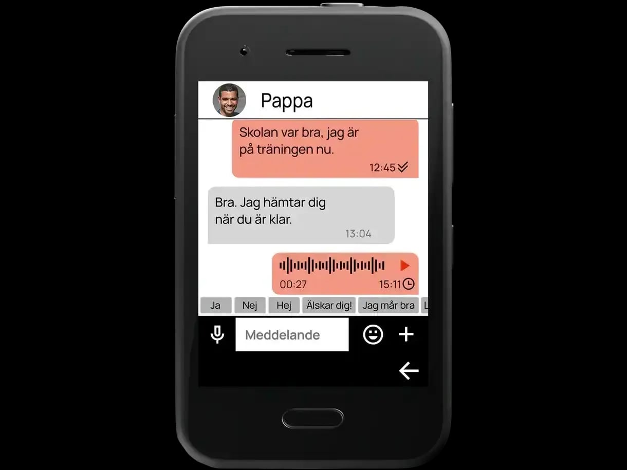 Xplora_One_Front_Chat_SE.png-edited-600x450.webp