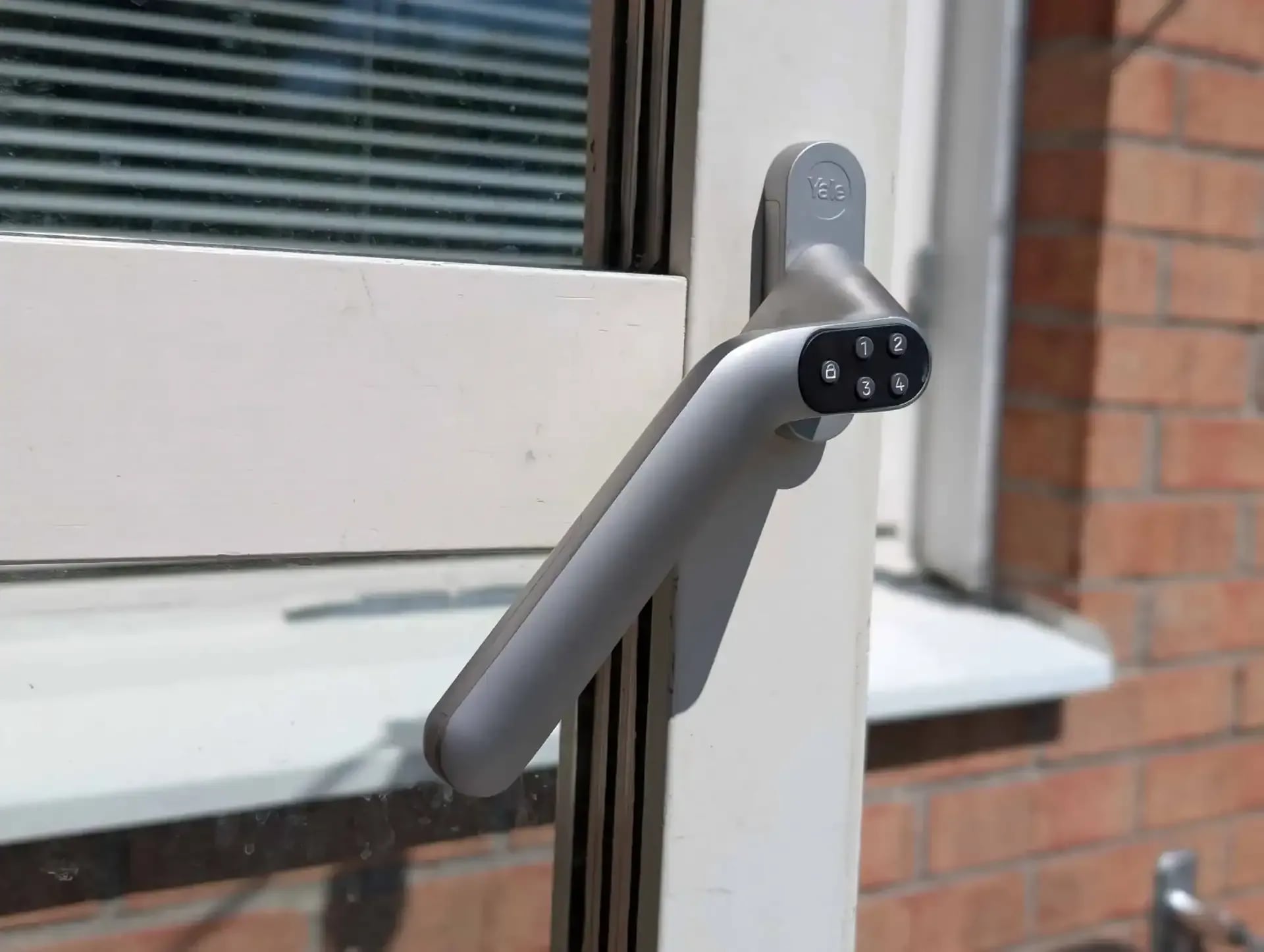 Yale smart code handle