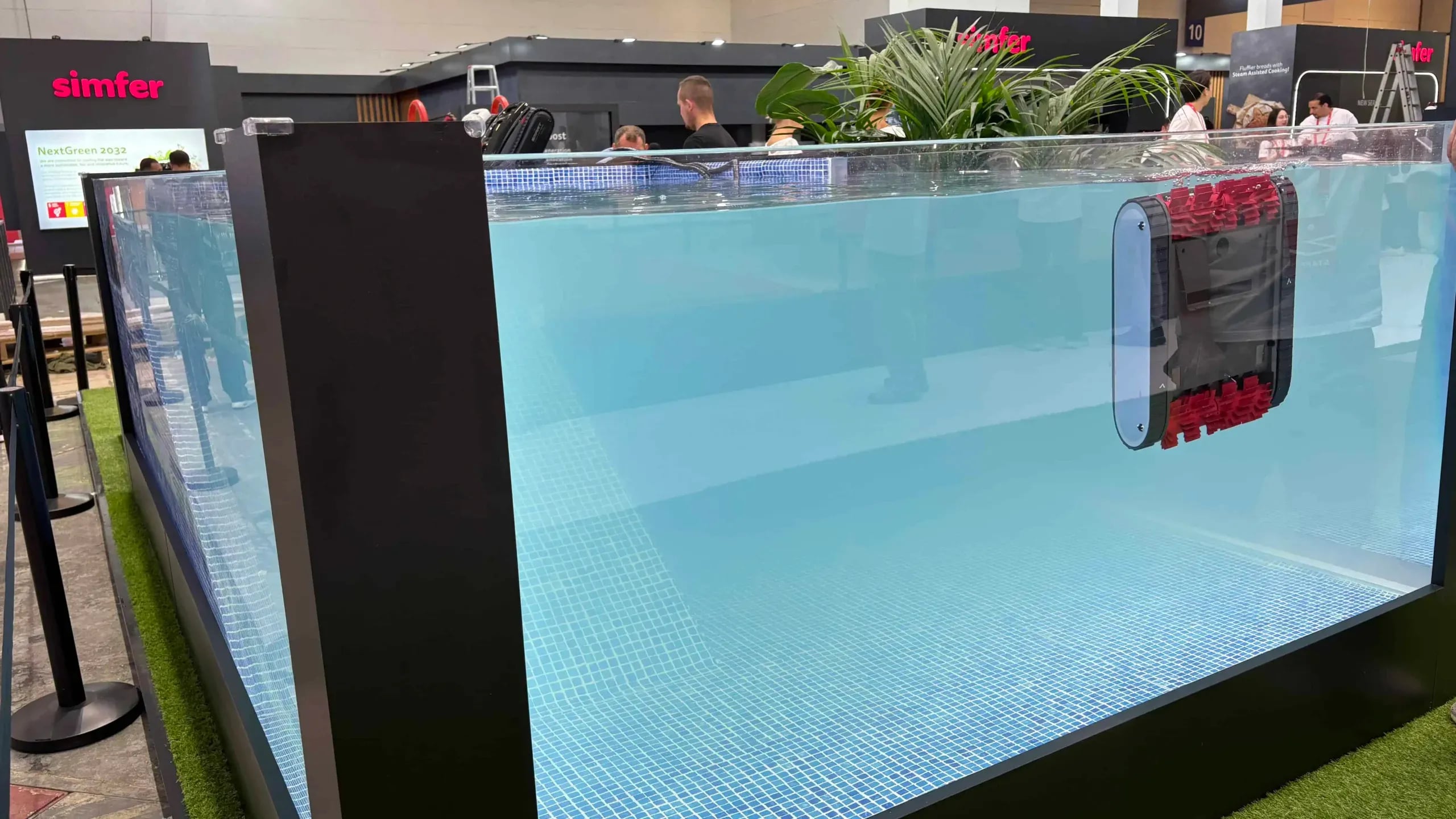 Poolrobot-3-edited-600x338.webp