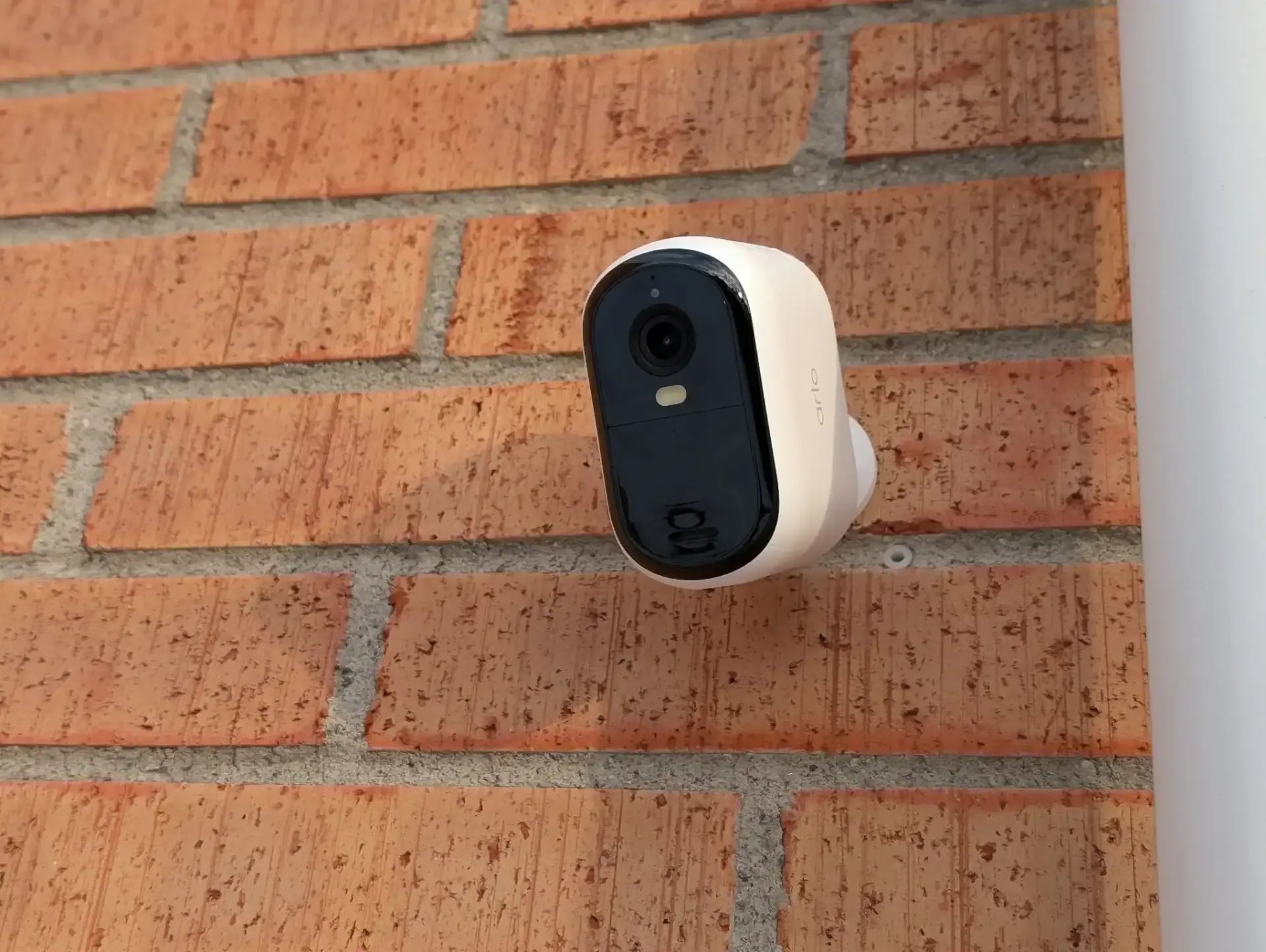arlo essential 3 XL