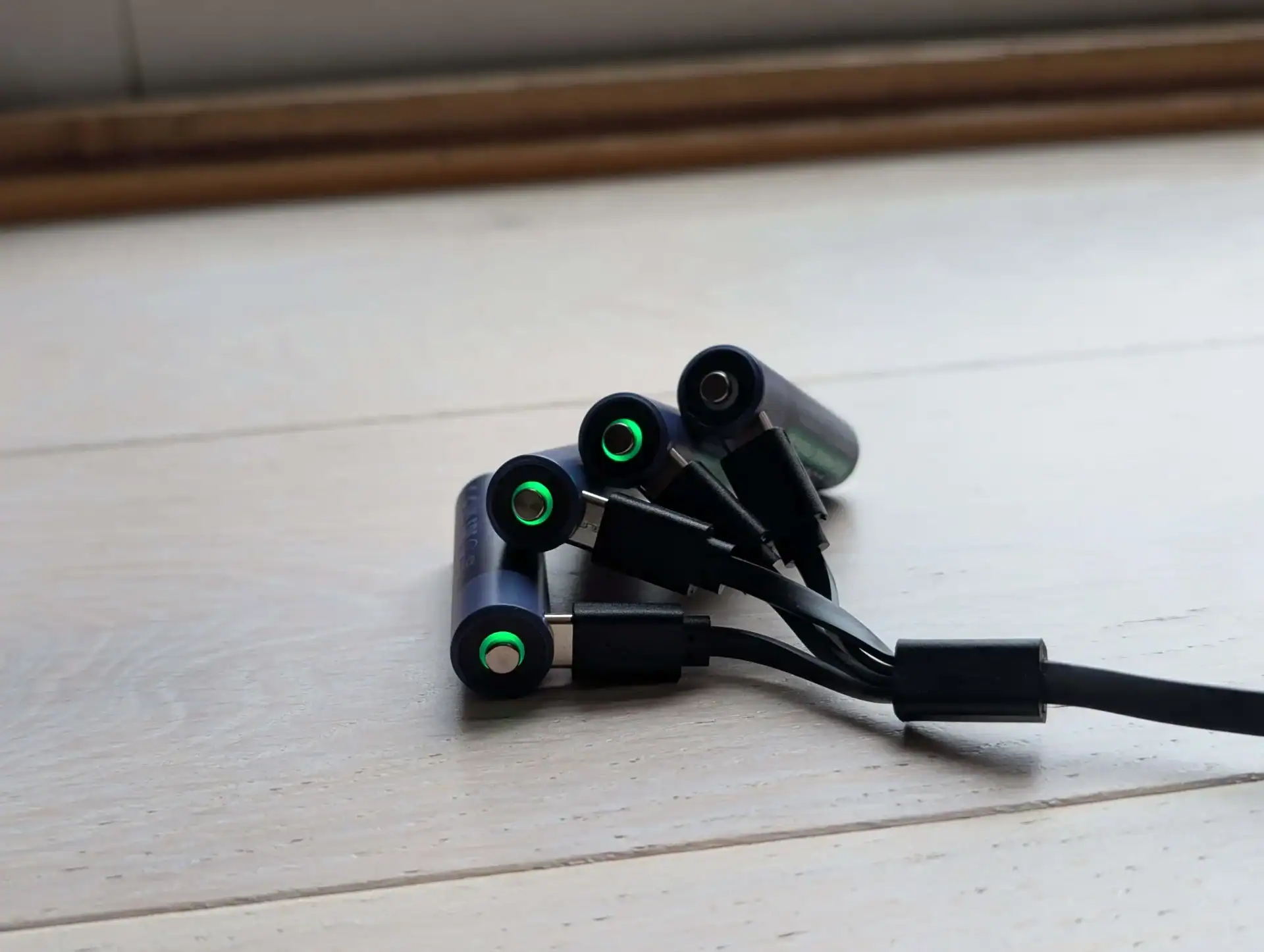uppladdningsbara batterier usb-C